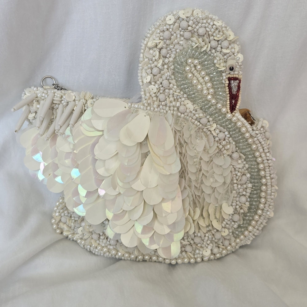 Elegant White Swan Beaded Clutch